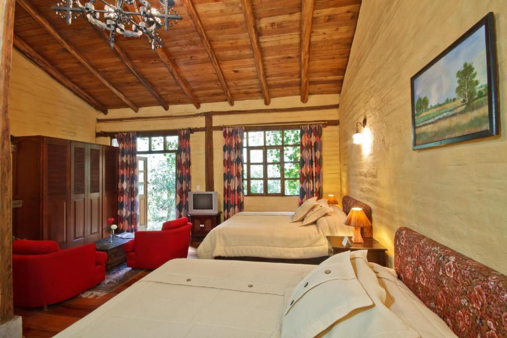 Hotel Hacienda La Carriona Sangolquí Habitación foto